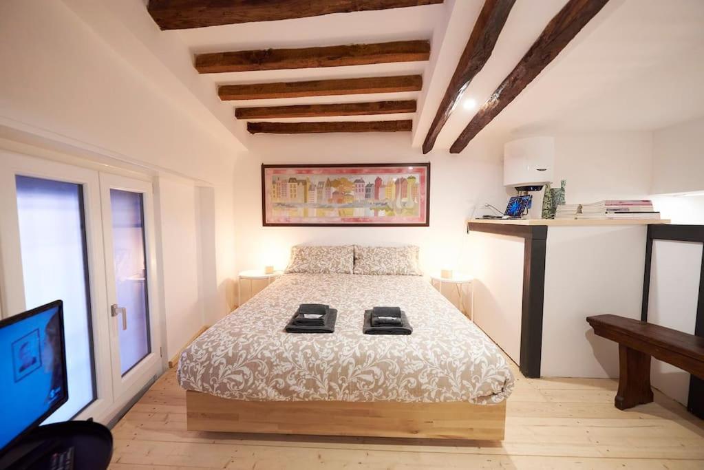 Loft Portici In Bologna City Eksteriør billede